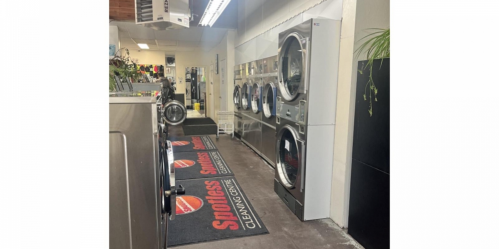 3223 EMERSON STREET Terrace Photo 10 3223 EMERSON STREET Terrace Photo 10